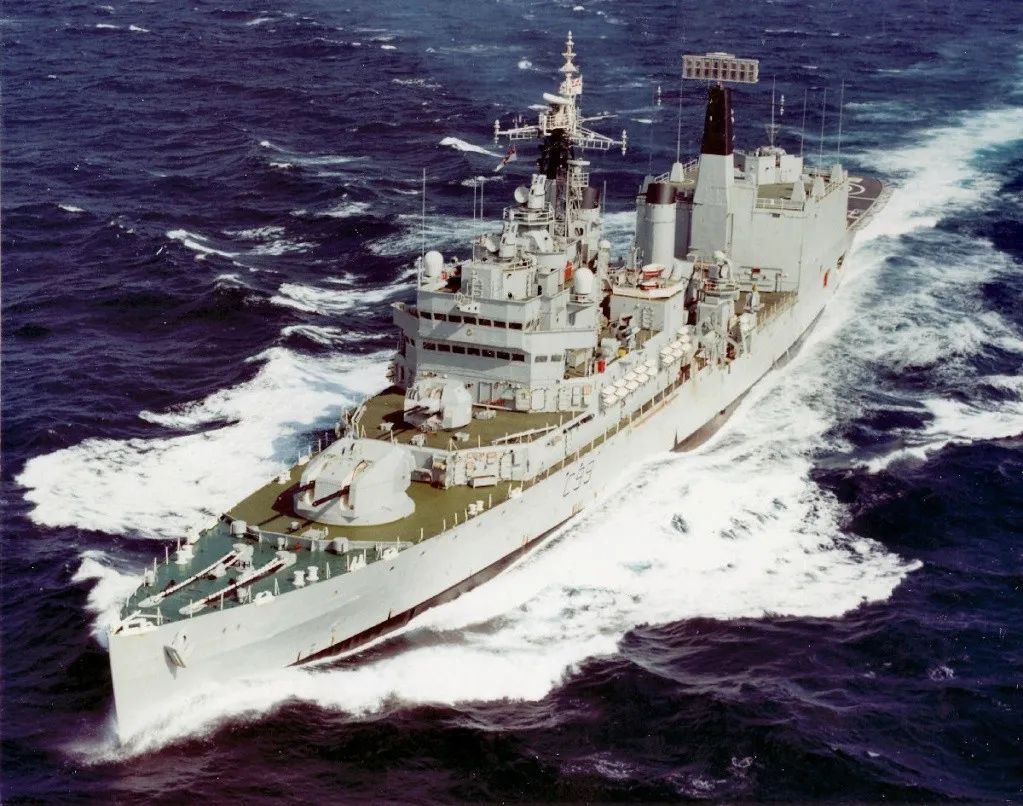 英国轻巡洋舰列表图片