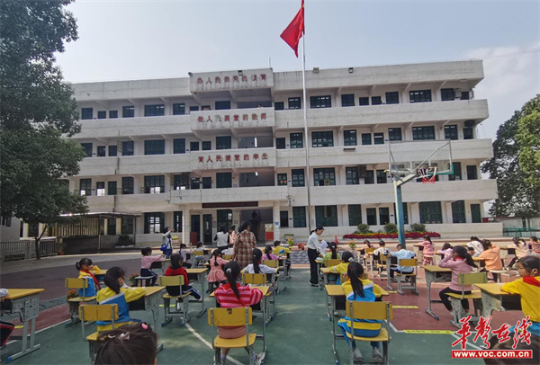 兴隆场小学图片