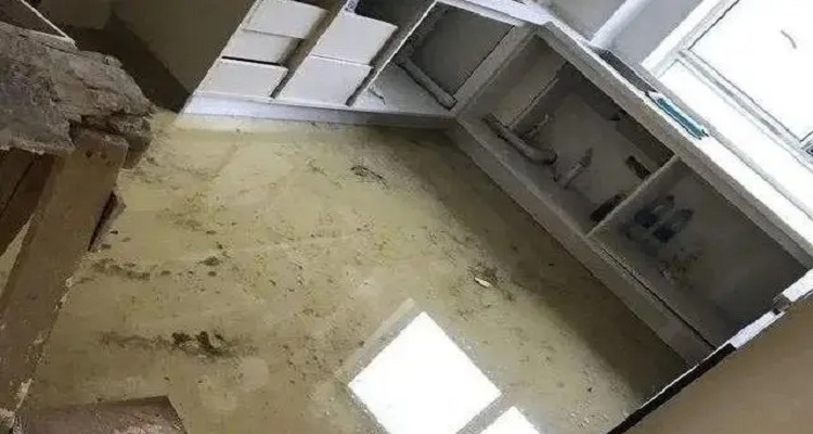 二楼厨房反水怎么彻底解决