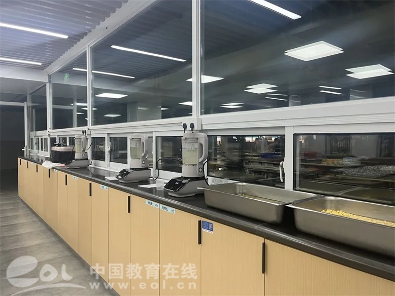 学正中学食育厨房开张啦