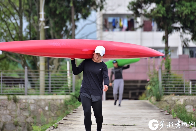 「组图」"艇"不一样!看贵州皮划艇队水上的"速度与激情"