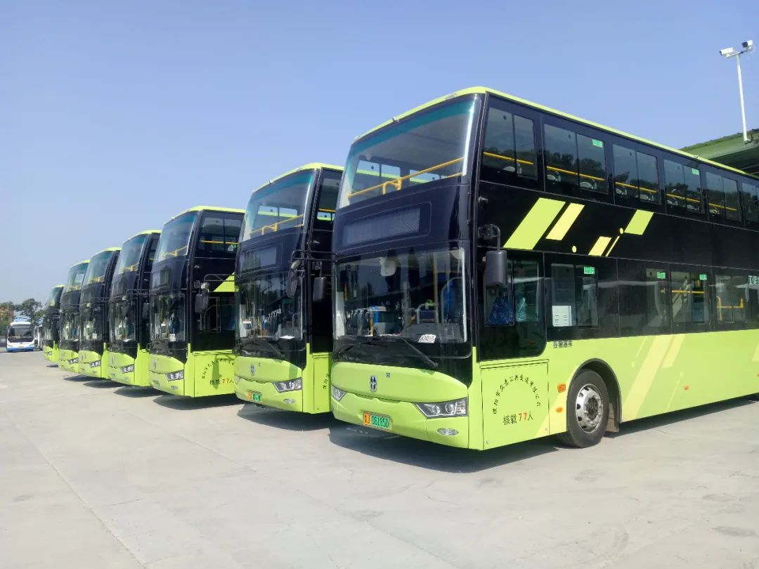「早报城事」高颜值!今天,濮阳18辆新双层公交车上街了!