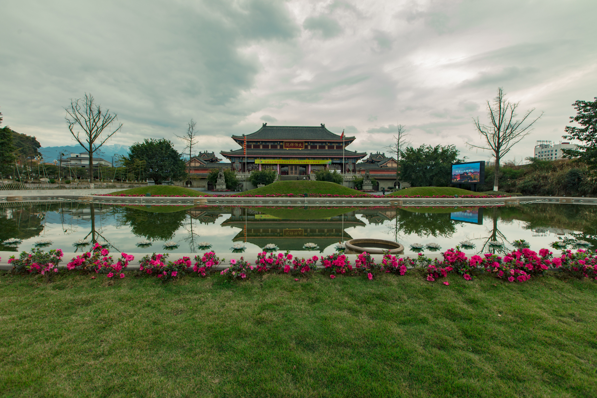 乐山旅游攻略