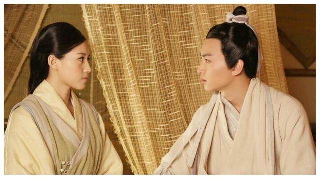 后燕慕容熙有多疯狂,抱着皇后的尸身入睡,当着百官面与亡妻交欢