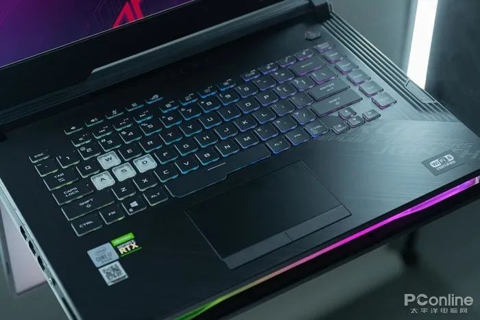 rog魔霸4抢鲜上手:"魔"法无边 "霸"气十足