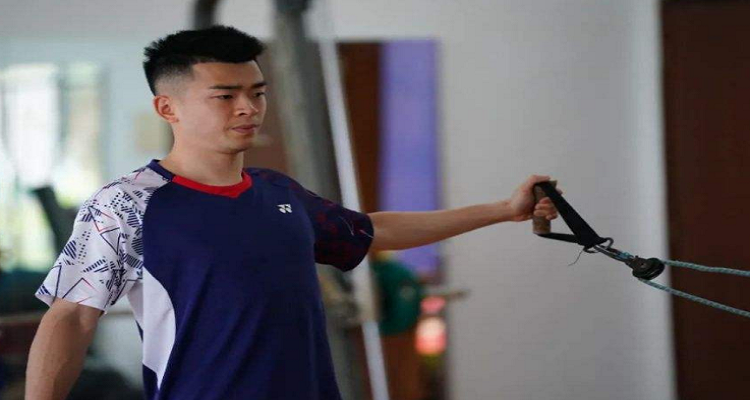 郑思维身高