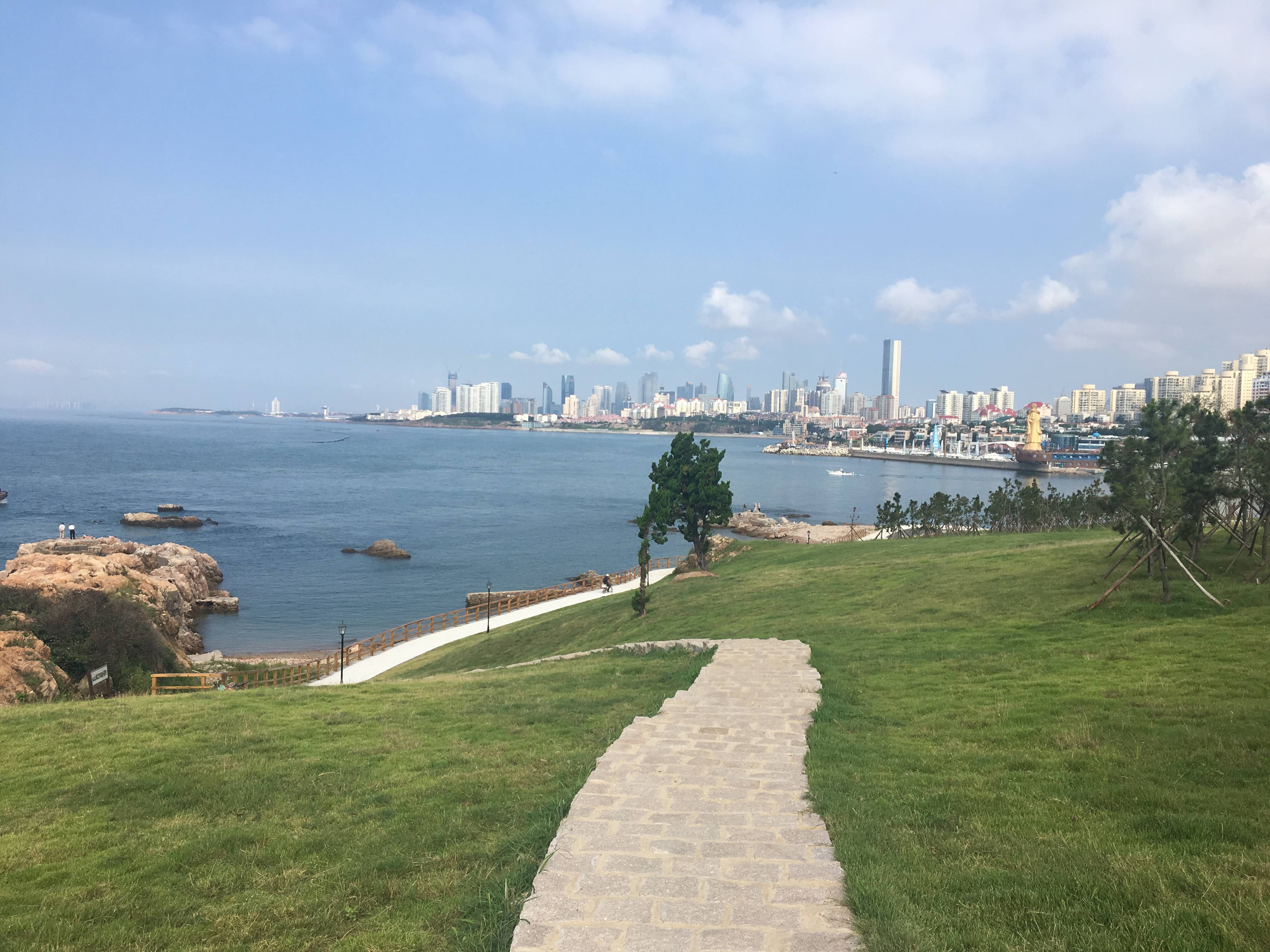 由"破败渔村"到"海洋之心"!青岛崂山网红打卡地小麦岛这样涅槃重生