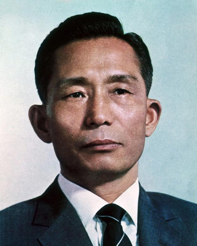 谷中蛟:志愿军中最可耻的叛徒,为了一件棉衣,竟害死6000多战友