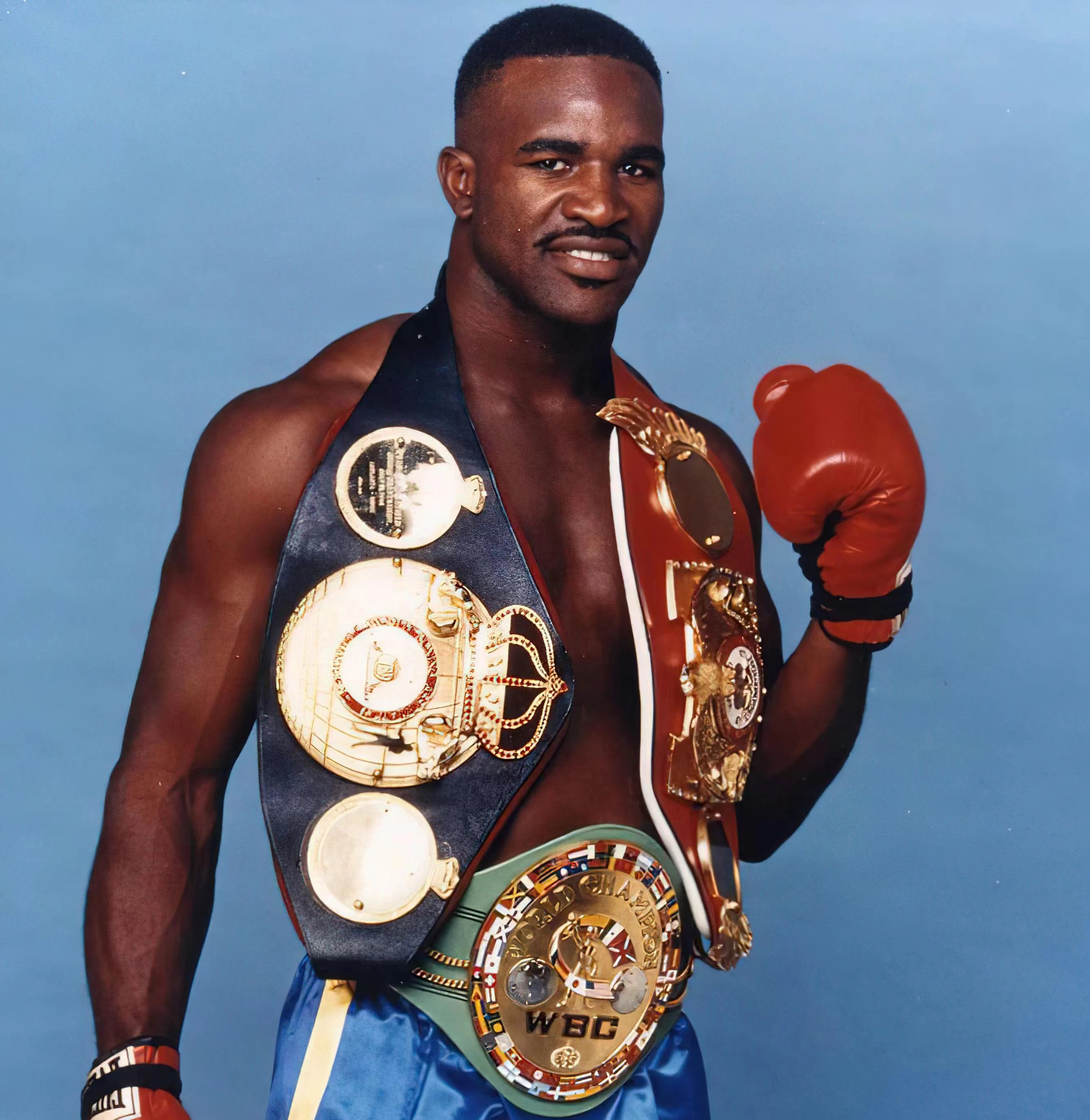 富里vs霍利菲尔德会如何?拳王琼斯:看看里迪克-鲍就知道了