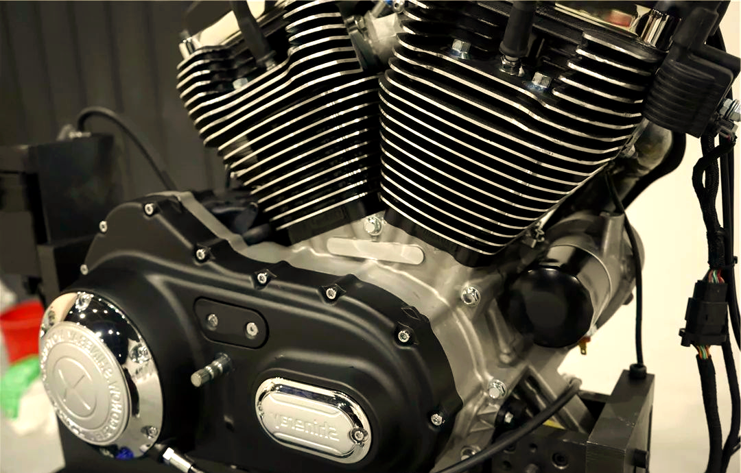 鑫源v2公升发动机亮相,国内摩托车市场新风向标