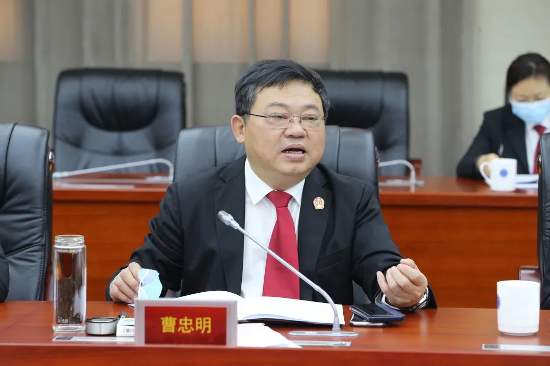 市人大常委会副主任陈正春调研视察市中院