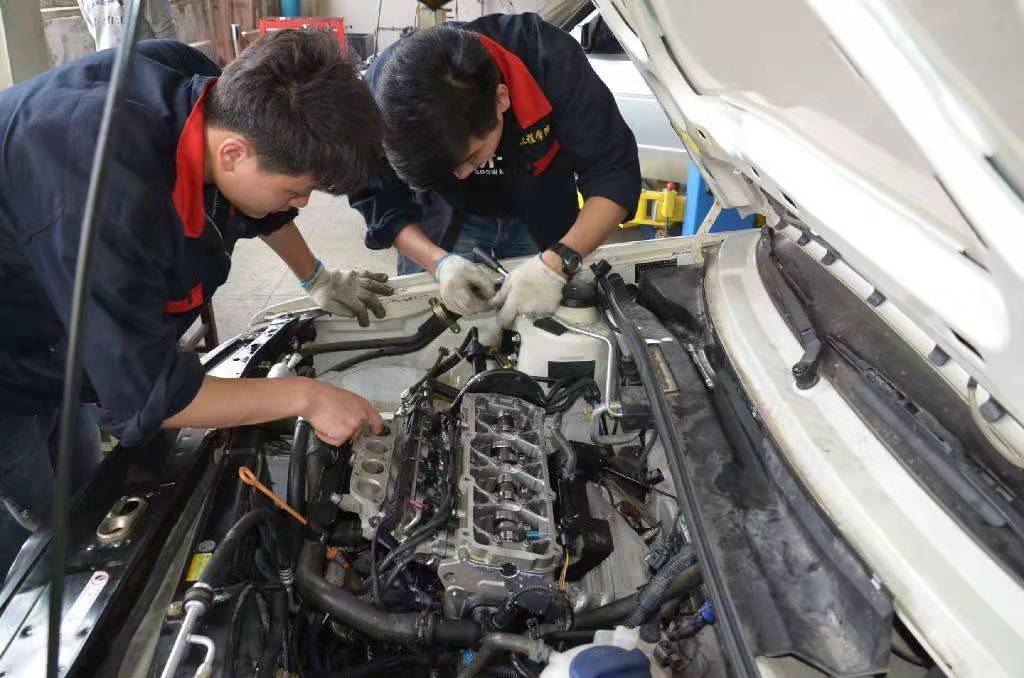 附近货车维修电话,货车修理电话查询,附近货车电路维修