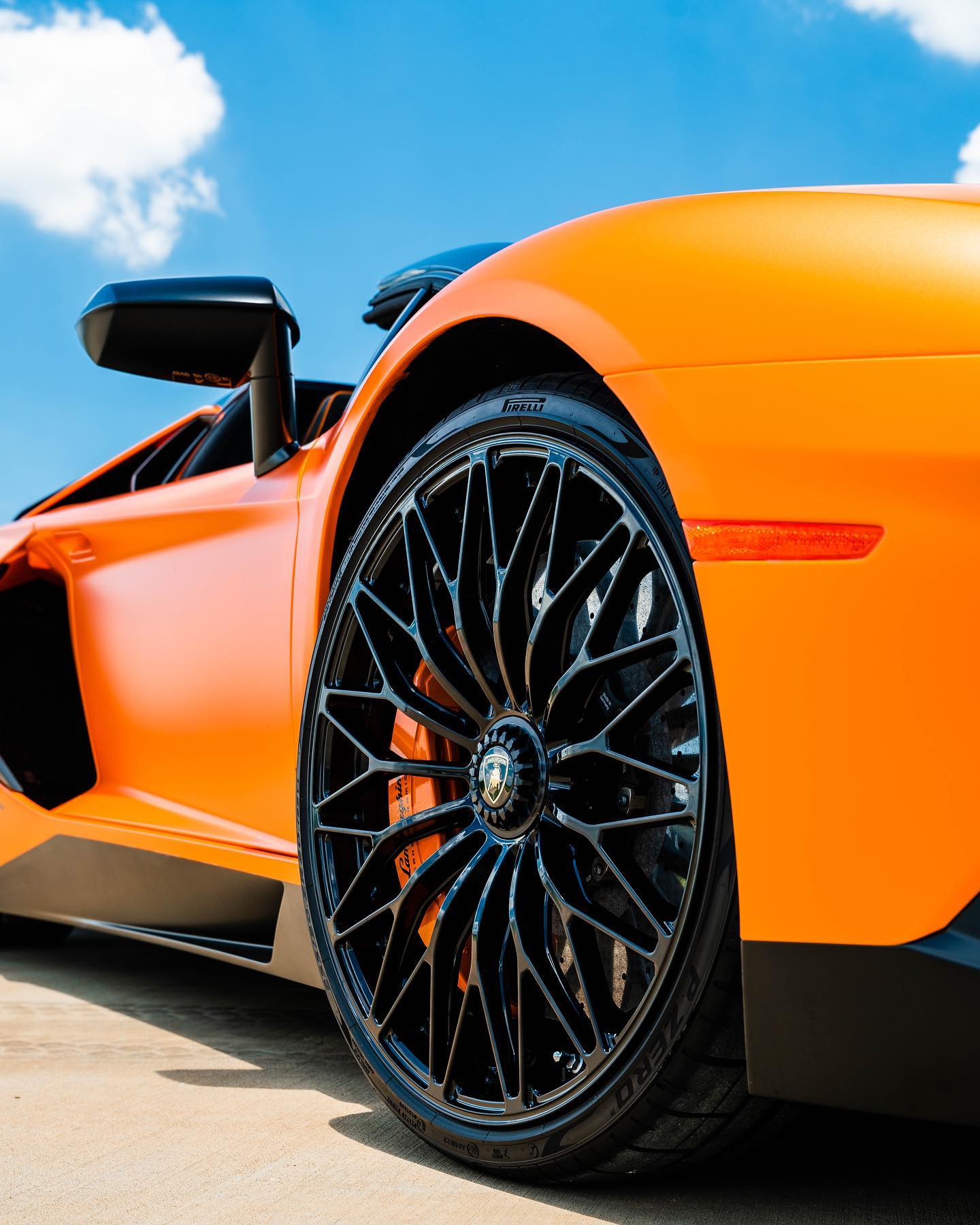 兰博基尼aventador sv roadster华丽变身,哑光漆面更具质感