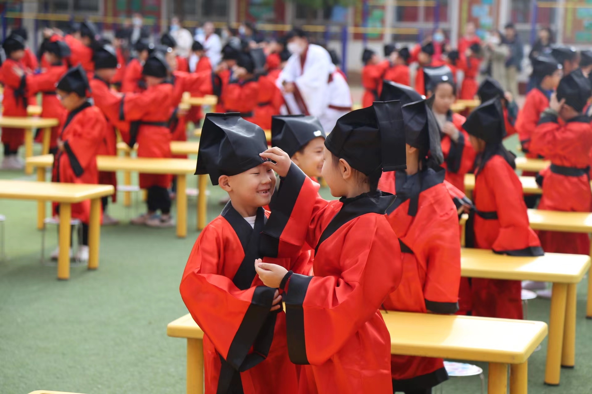 河北保定:河北小学"开蒙礼" 传统文化润童心