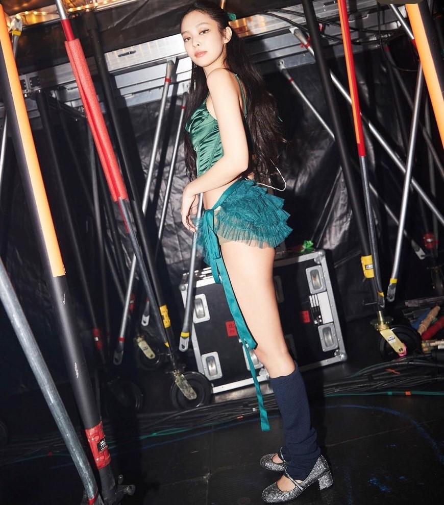 blackpink世界巡回演唱会,jennie自曝演场会后台私密辣照