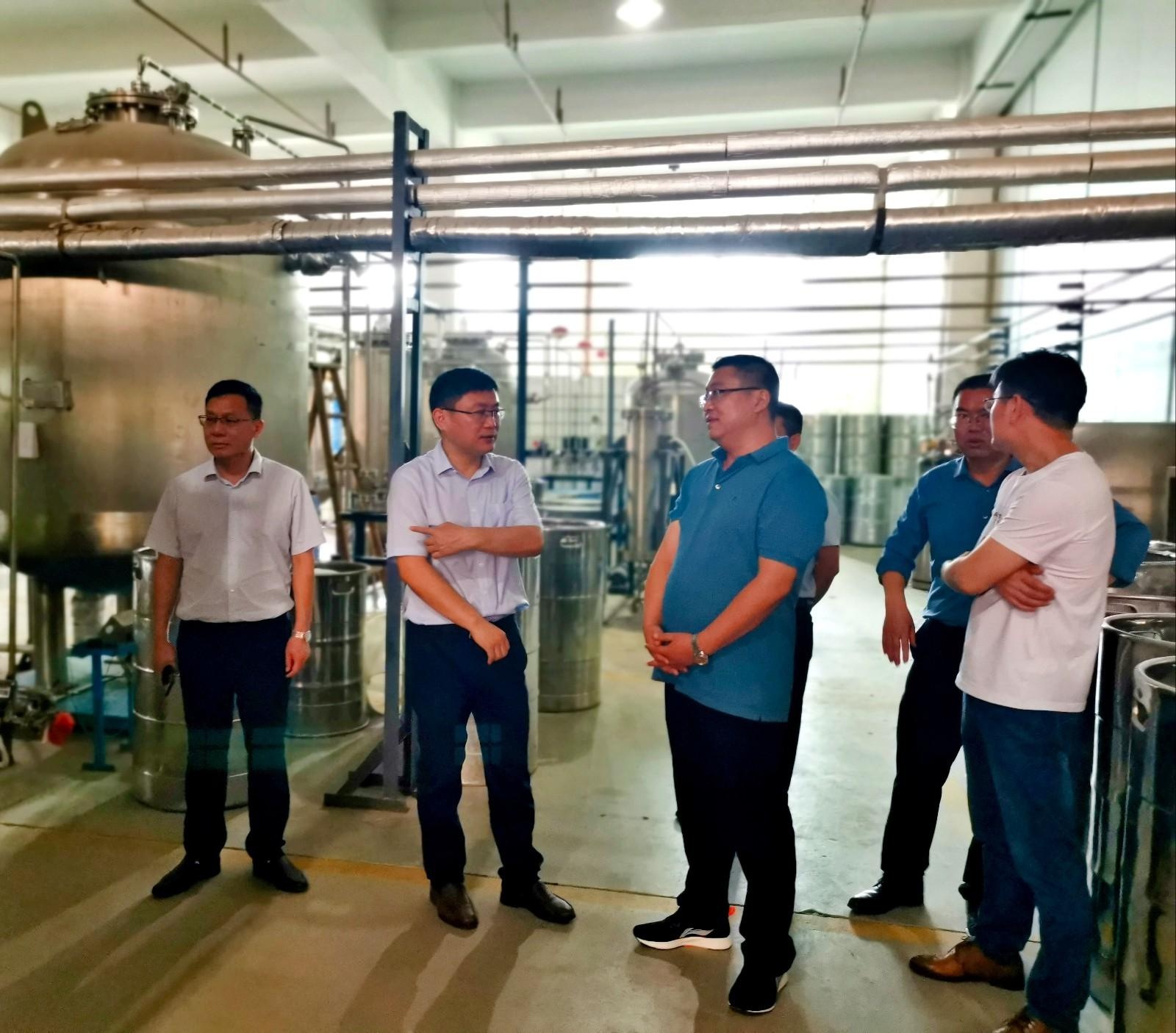 易先平带队赴广东开展招商引资工作