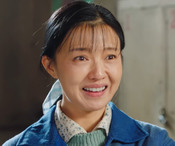 《我最爱的家人》被许瑶璇圈粉了,戏不多但很出彩,久违的女神了