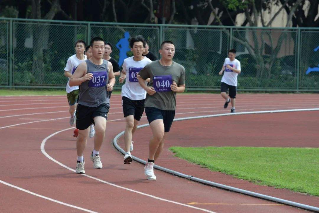 1000米跑步怎么训练提升快?