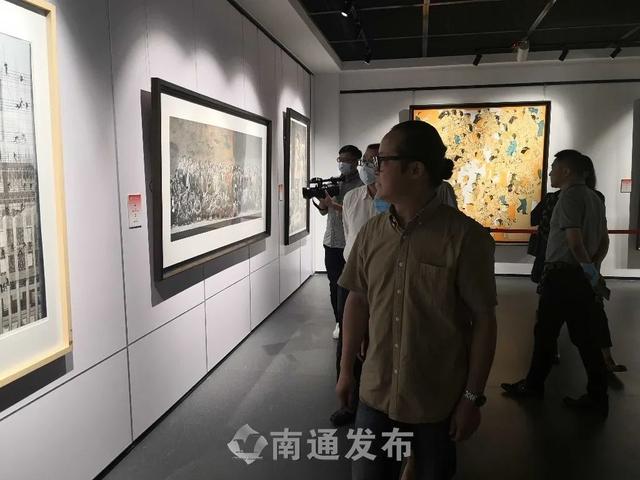 中国百家金陵画展历届精品展(启东站)开幕