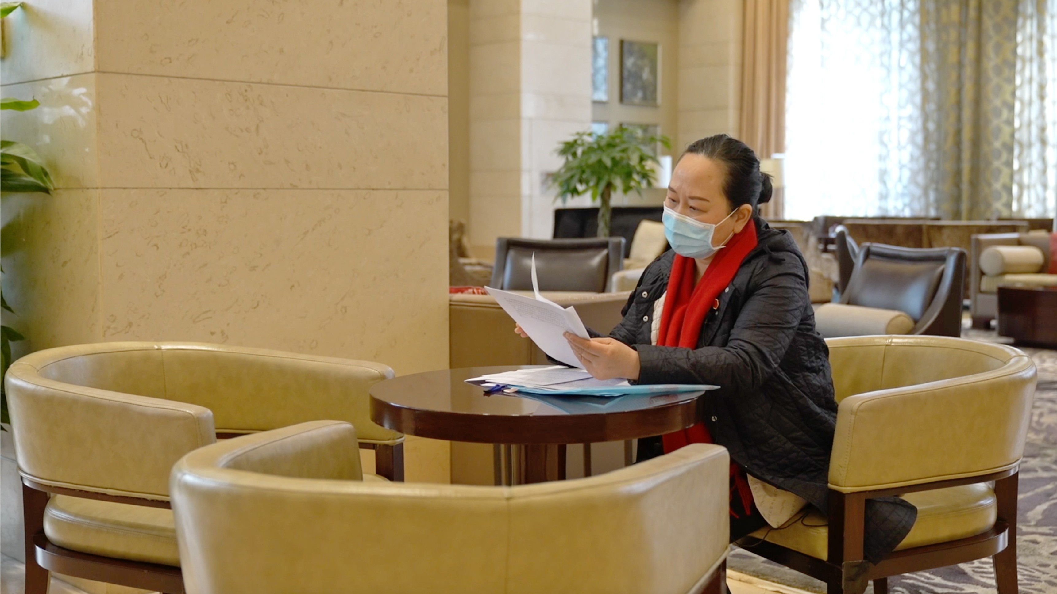 代表委员请回答③罗良娟:城市二级医院转型 探索"医养结合"之路