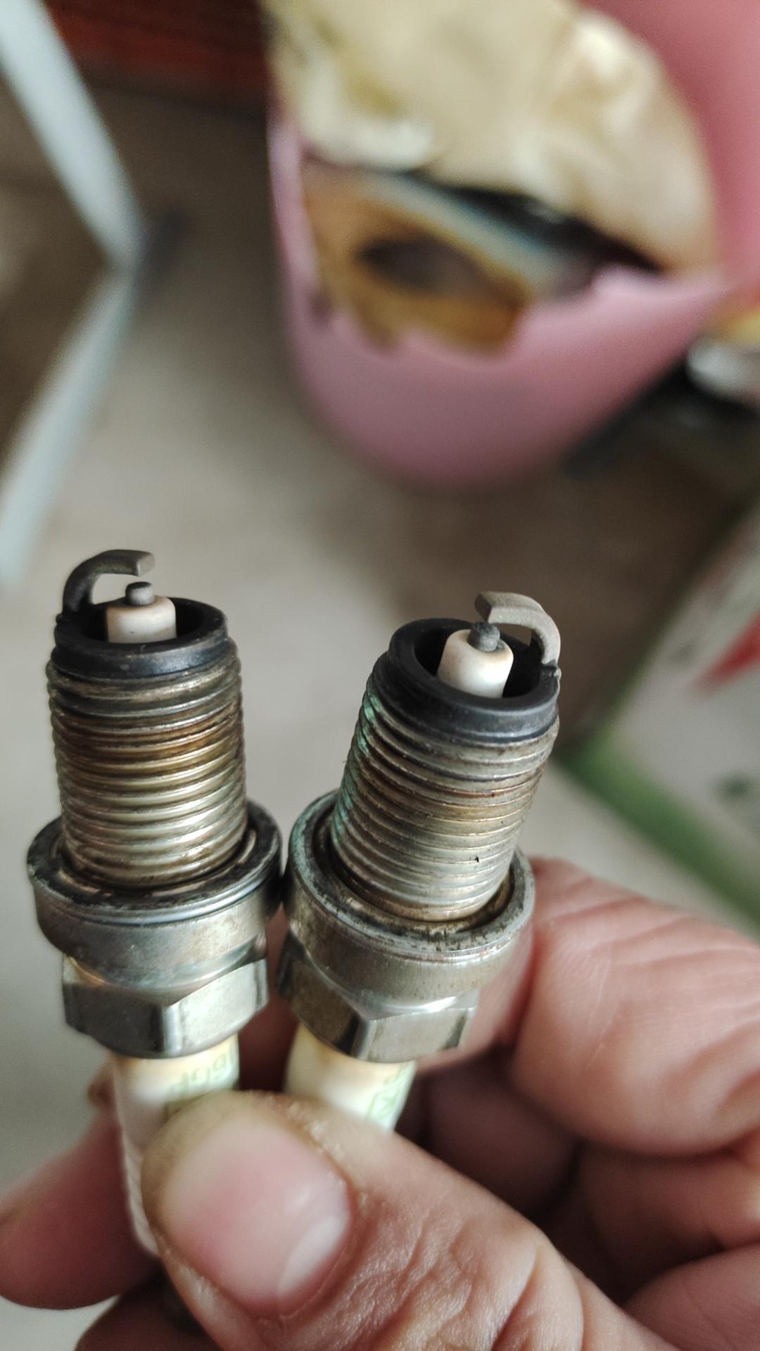 自己动手换别克老凯越火花塞