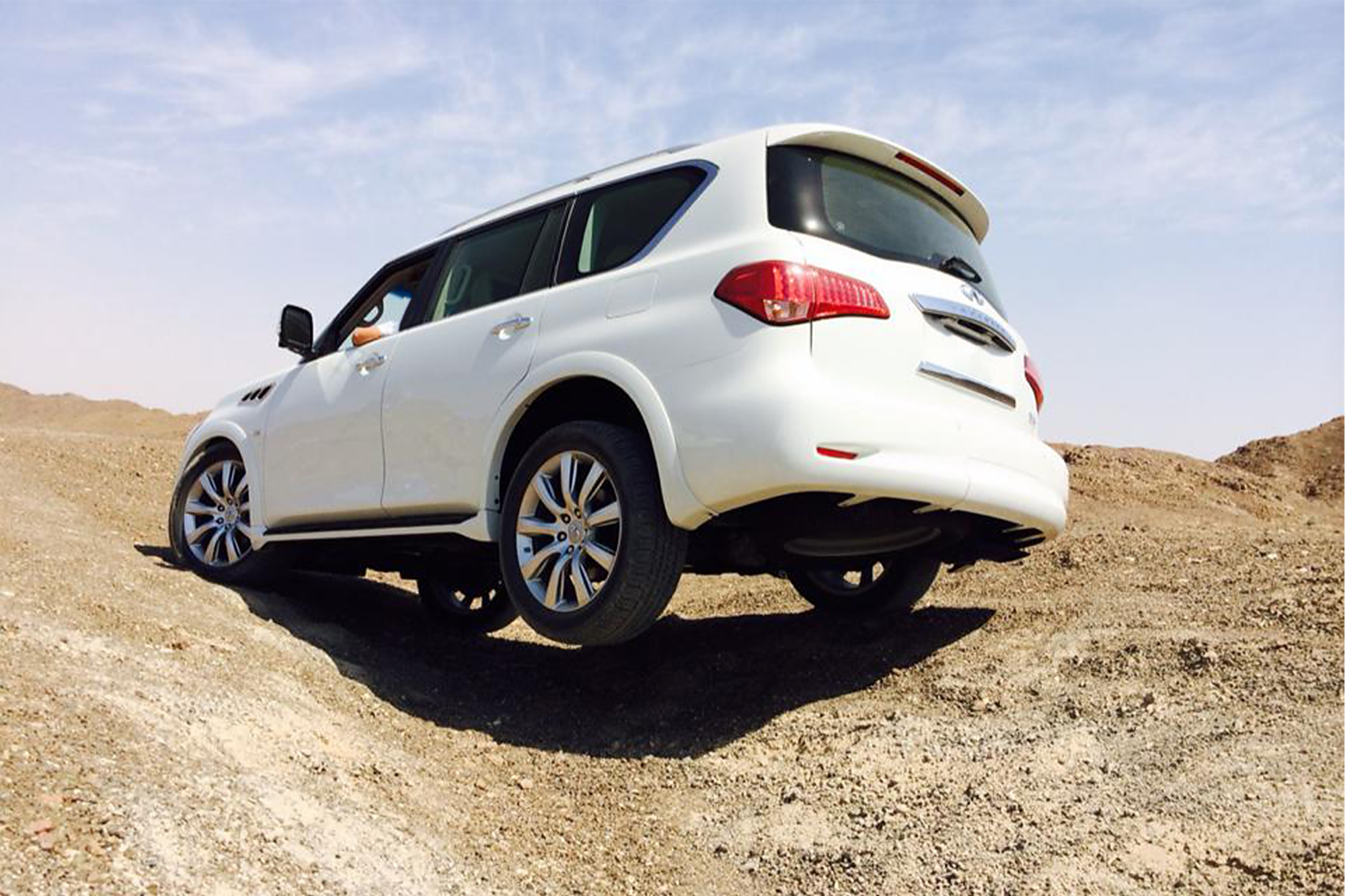 简与美!英菲尼迪qx56改装brembo刹车套件