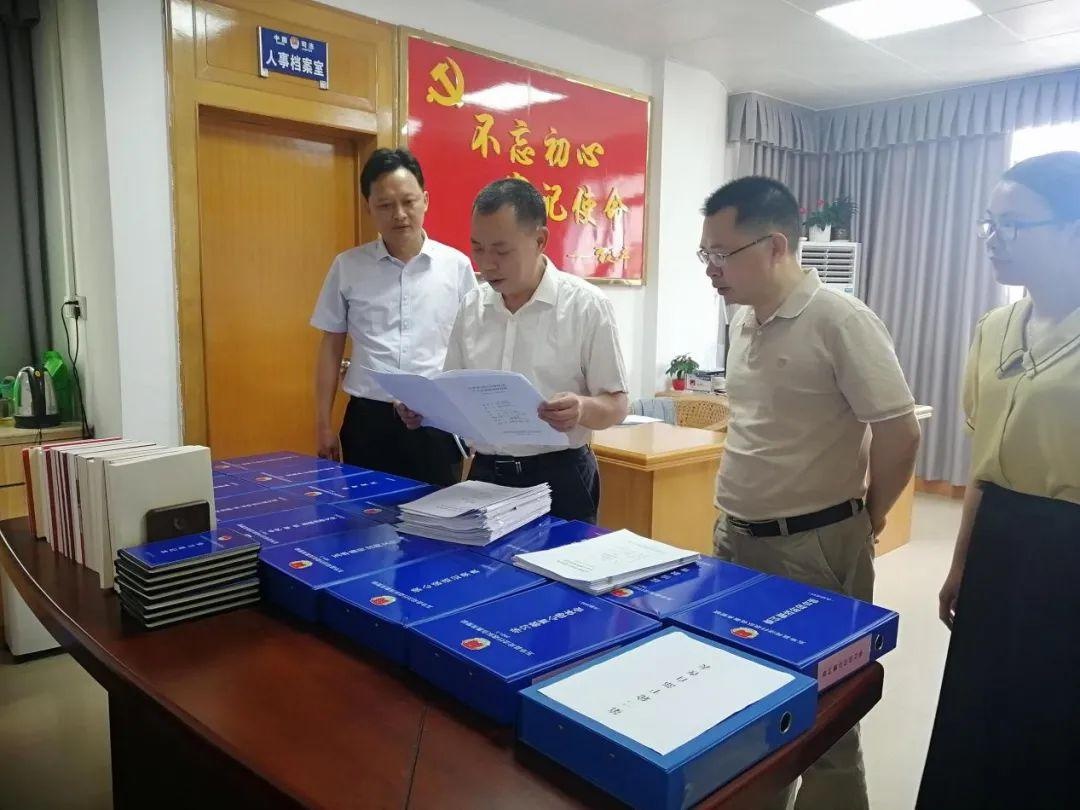 傅国强到县司法局调研指导政法队伍教育整顿工作