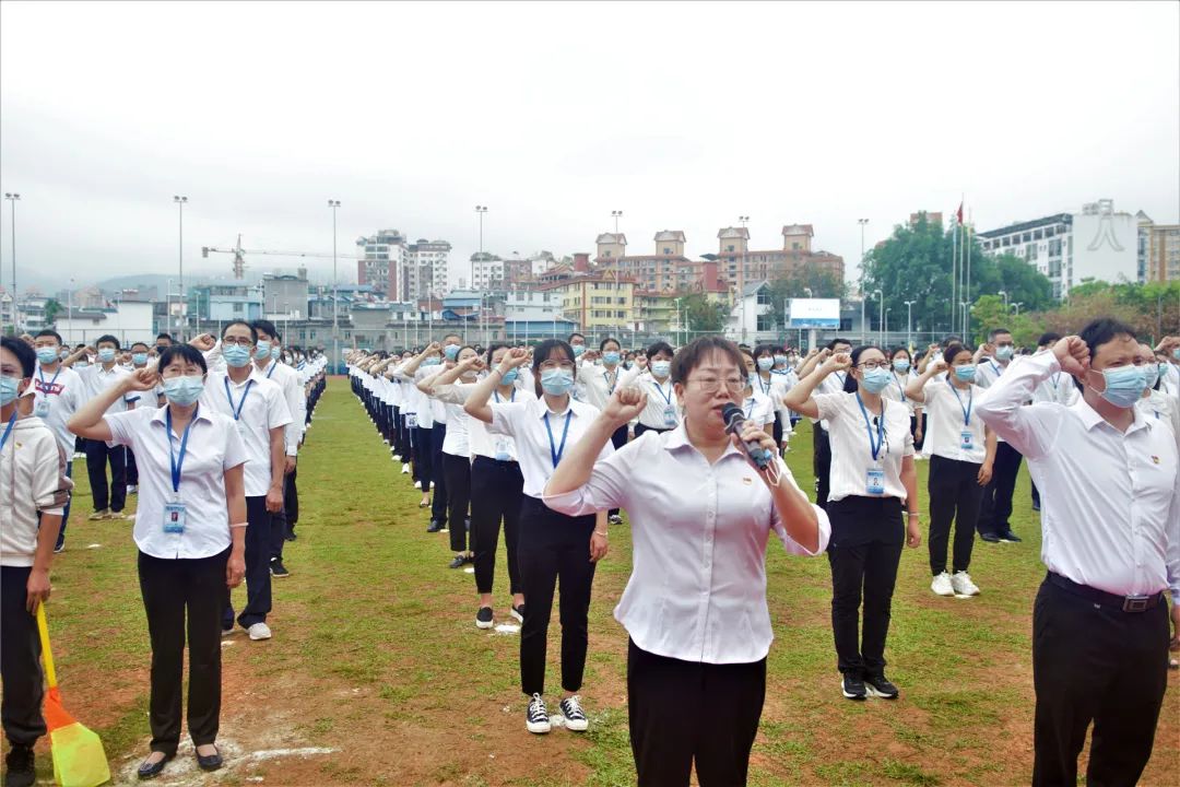 西双版纳第一中学图片