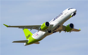 全球首例空客A220全机损毁事故：机龄刚过6年 部件起火烧毁全机
