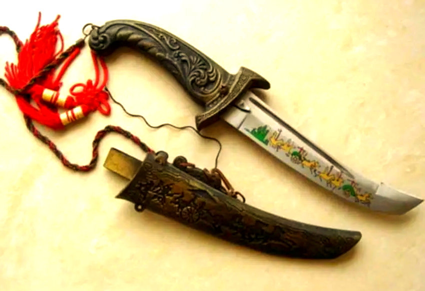 蒙古刀:蒙古族牧民的信仰与生活工具