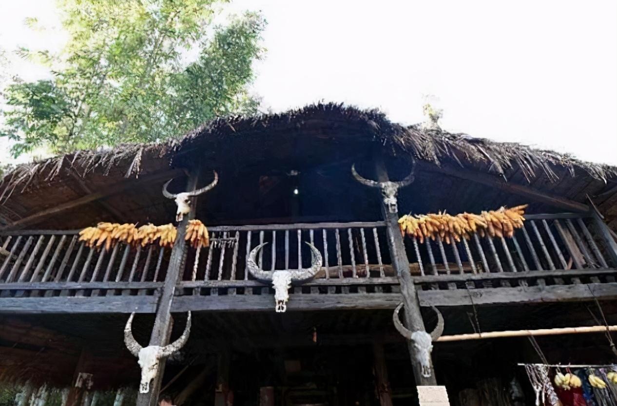 中国最后一个原始部落,仅存不到300户人家,游客:世外桃源