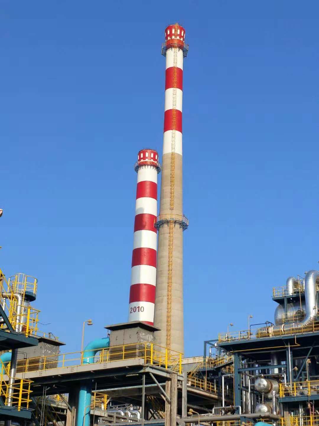 烟囱安装旋梯 烟囱筒身防腐