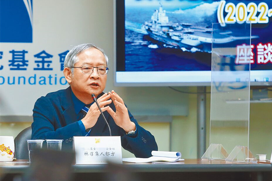 台湾应该恢复征兵制?林郁方讽刺林昶佐:喊别人上战场自己却规避