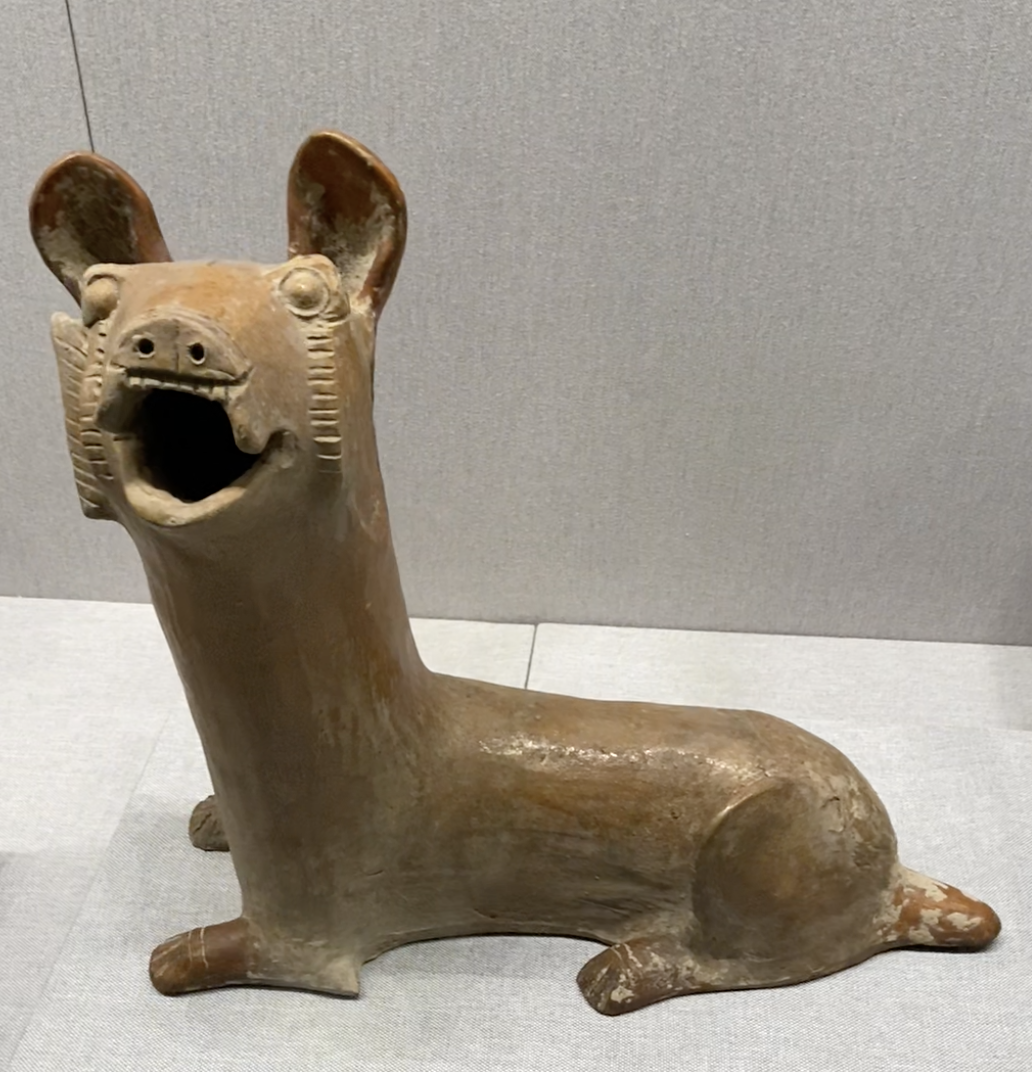 看见文物|故宫陶瓷馆里的陶狗