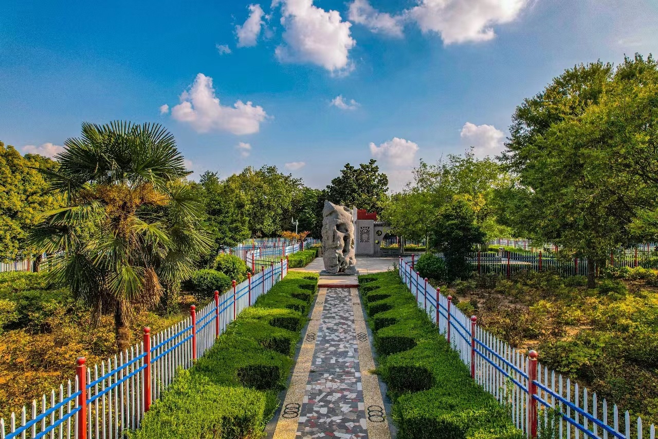 河南临颍:美丽南街新图景