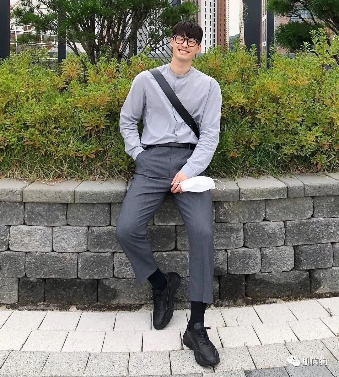 禁欲系男友穿搭,好帅气一男的