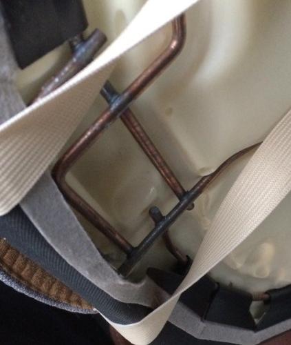 奥迪a3后排座椅拆卸指南拆卸奥迪a3后排座椅主要有两种方法,分别是底