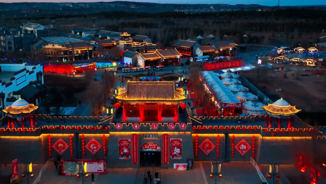 康巴什区春节期间旅游景区热翻天