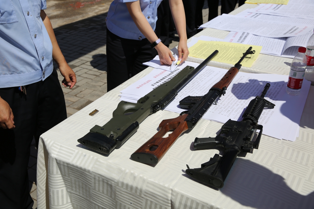 太原警方开展清查收缴非法枪爆物品集中宣传活动