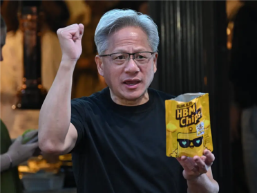 黄仁勋：英伟达没有免费午餐！想干大事就别指望公司管饭