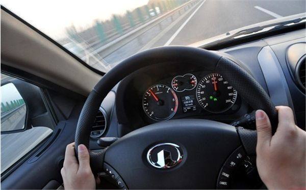 车速超过80就有嗡嗡异响怎么办?