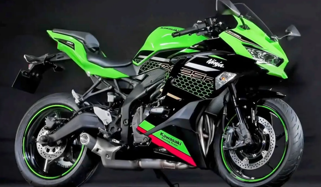2023 kawasaki直四400超跑:ninja zx-4r / zx-4 rr / zx-4r se三版本