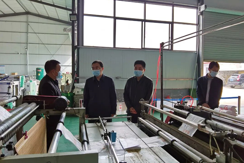 石广武检查企业安全生产工作并开展入企服务