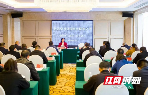 全国政协常委滕树静积极宣讲全国两会精神