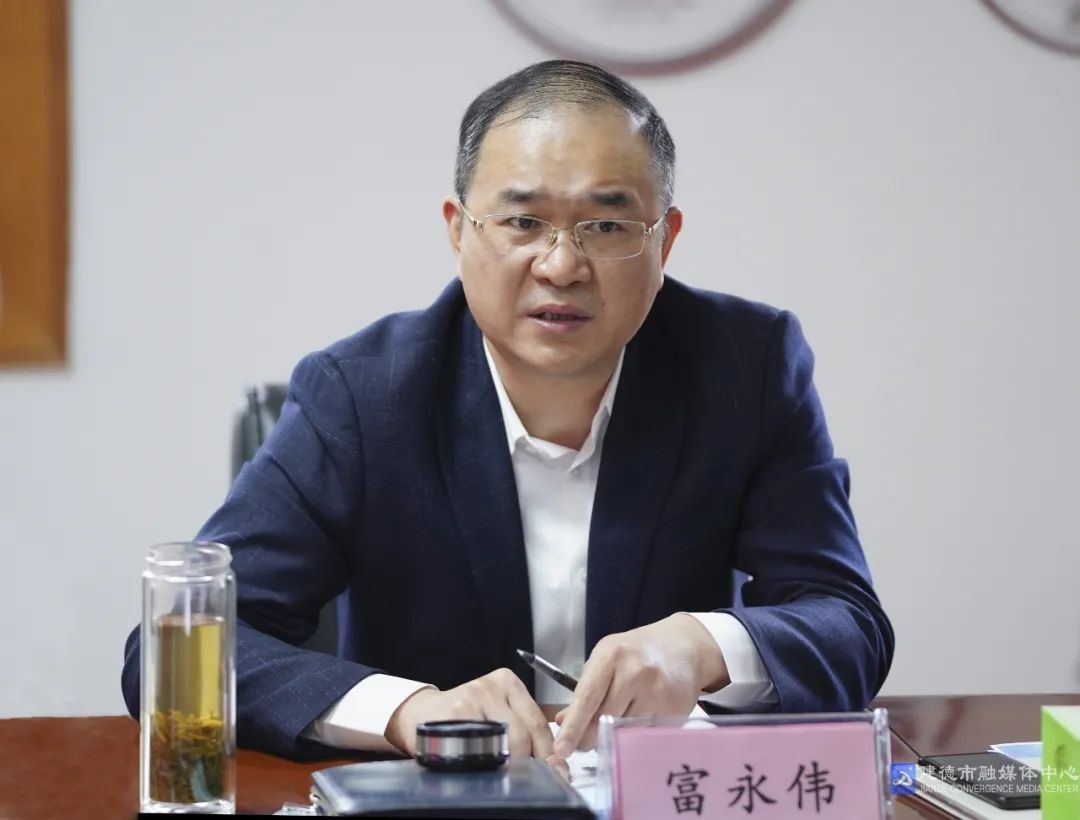 富永伟带队赴钦堂乡走访调研