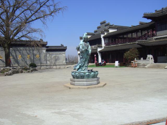 千年古刹隆昌寺,律宗祖庭宝华山(1)