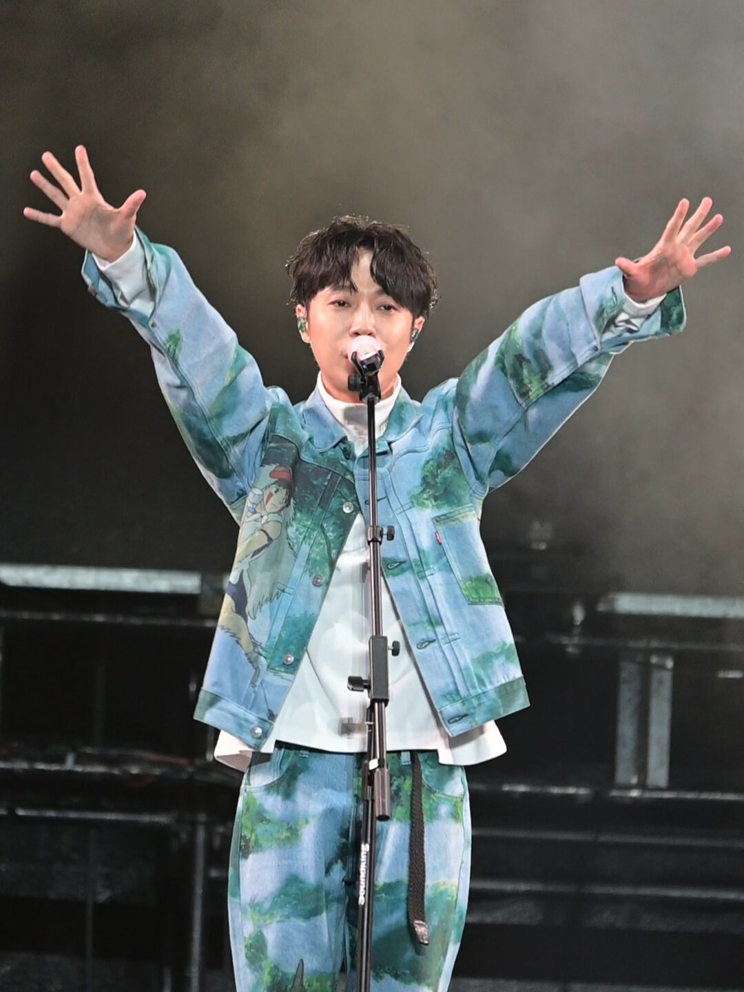 吴青峰《蜂鸟》