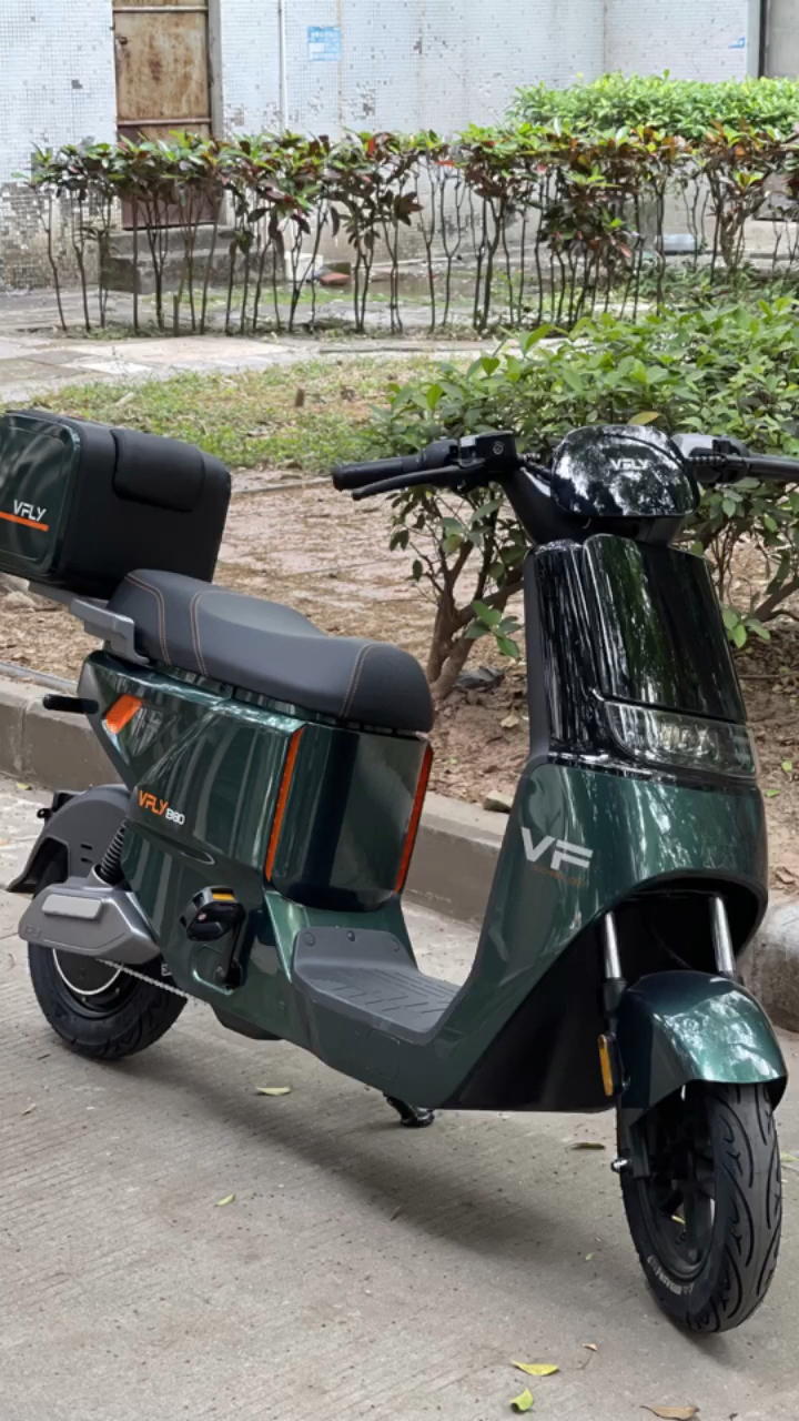 雅迪vfly b80「庆祝」加装原厂一体座「烟花」