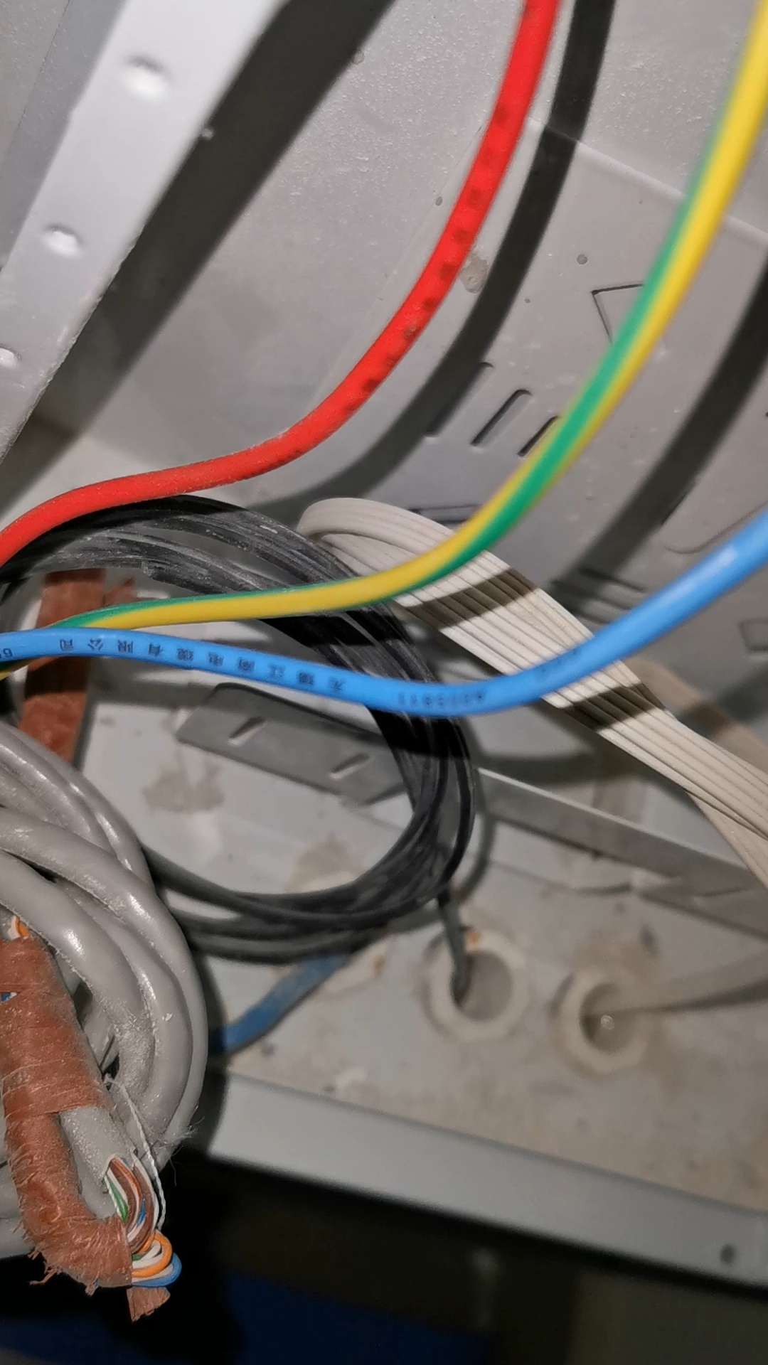 如何快速的分辨2.5还是4平方毫米的电线