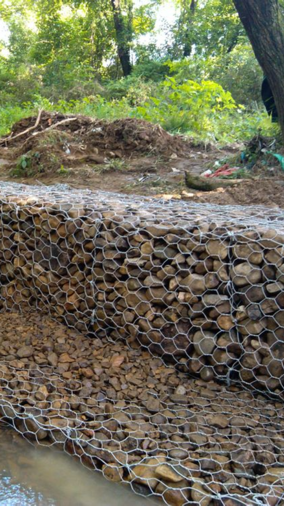 防洪铅丝石笼的规格要求